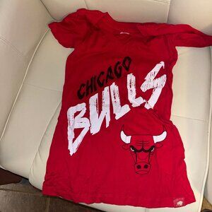 Chicago Bulls T-shirt - Womens SM